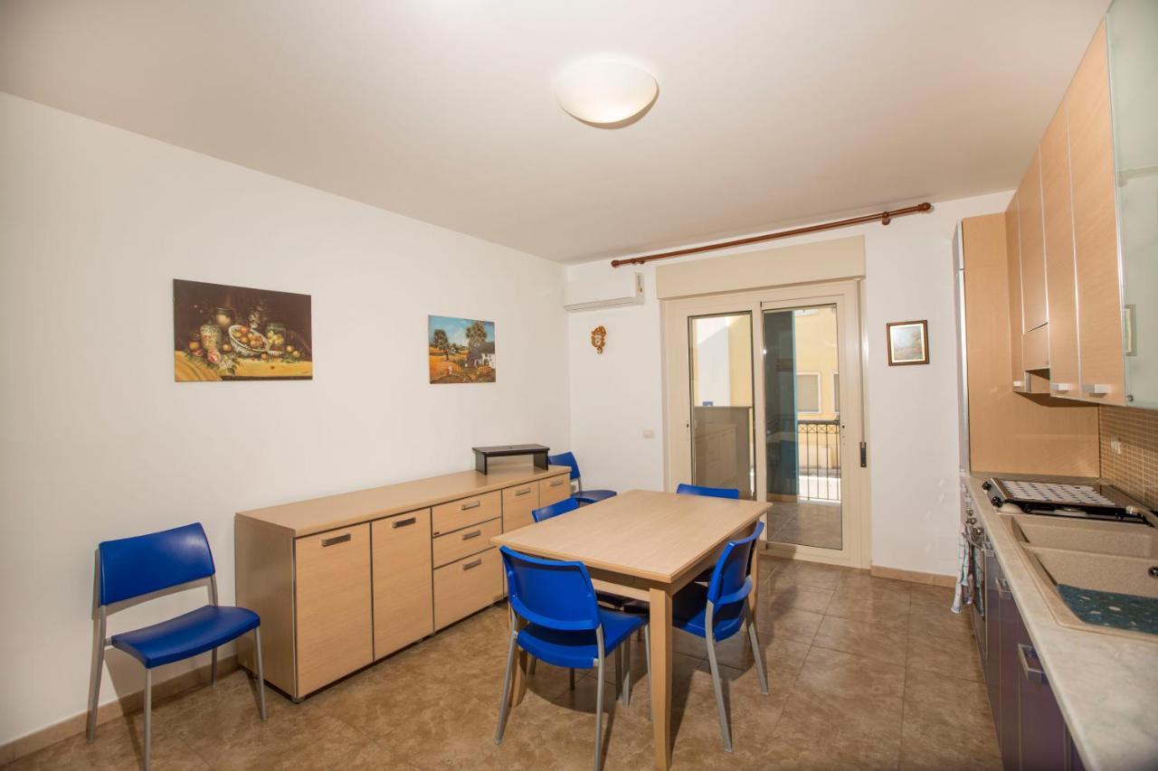 La Finestra Blu Apartment Marina di Ginosa Exterior photo